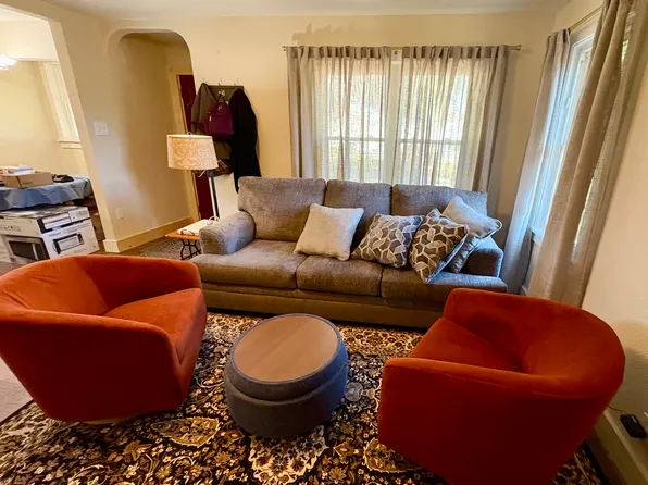 912 Washington St, Pawnee, IL 62558