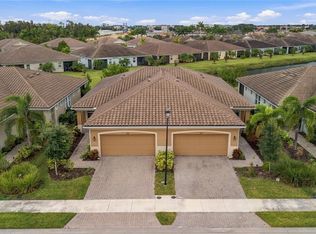 10360 Bonavie Cove Dr, Fort Myers, FL 33966
