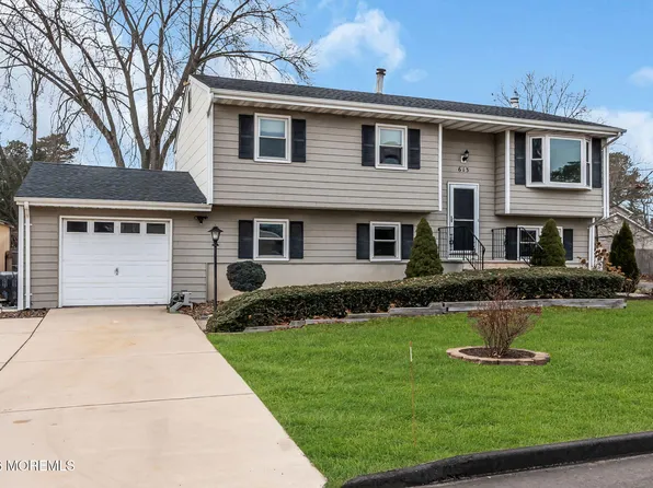 613 Champlain St, Toms River, NJ 08757