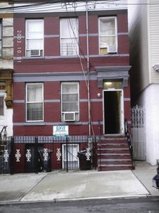 509 E 183rd St, Bronx, NY, 10458