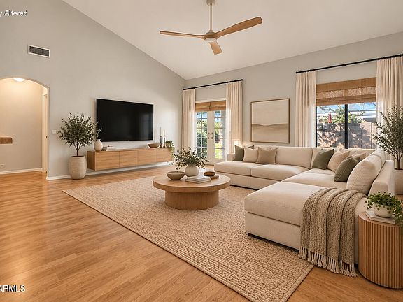 3rd image of 3352 E STANFORD Avenue