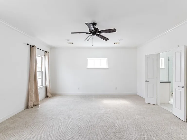 18 Hermann Park Ct — Photo 15