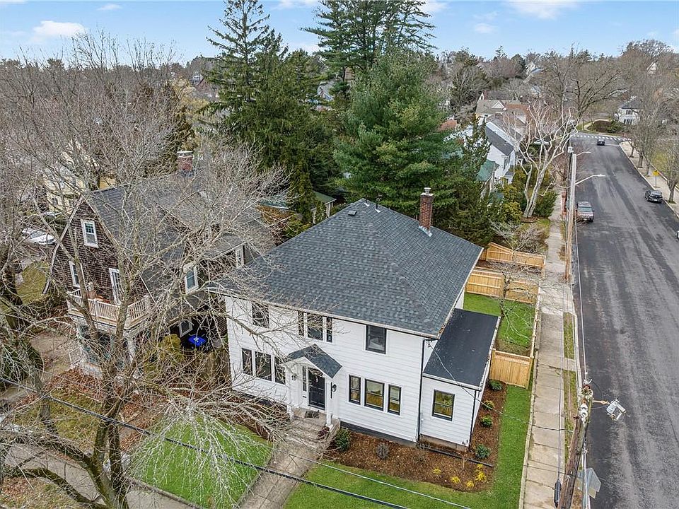 1st image of 310 Elmgrove Ave
