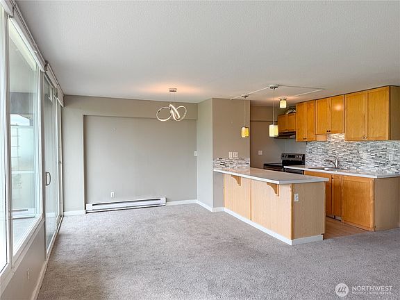 4th image of 235 Broadway #260
