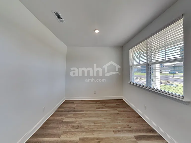 4326 Effie Seward Dr — Photo 26