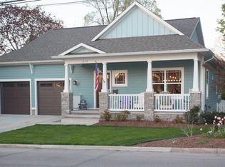 213 Rose St, Traverse City, MI 49686