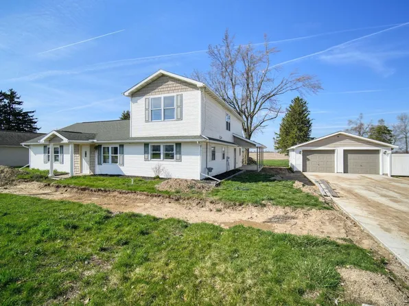 498 Jackson St, Cement City, MI 49233