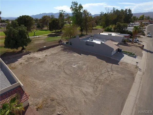 2645 Country Club Dr, Bullhead City, AZ 86442