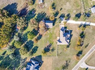 192 Peggy Ln, Gunter, TX 75058