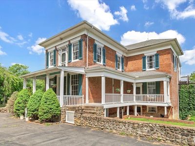 2816 Lowesville Rd, Roseland, VA, 22922