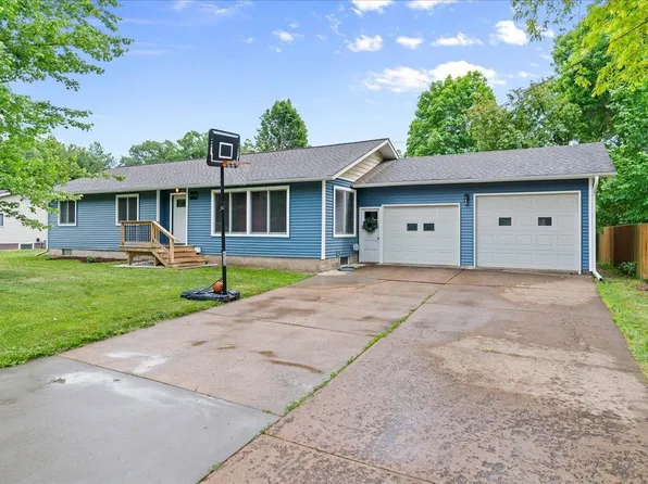 1406 12th Ave E, Menomonie, WI 54751