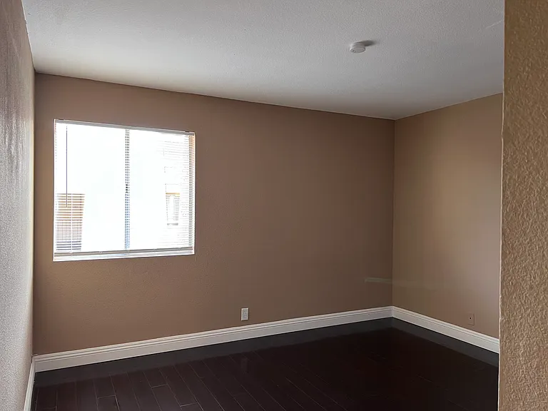 5281 River Glen Dr — Photo 10