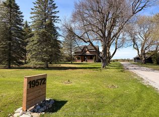19572 Centre St, East Gwillimbury, ON L0G 1M0