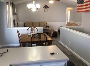 736 Woodland Ridge Dr, Saint Peters, MO 63376