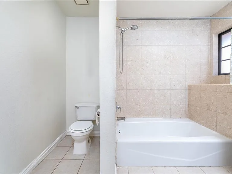 7492 Brookside Rd — Photo 10
