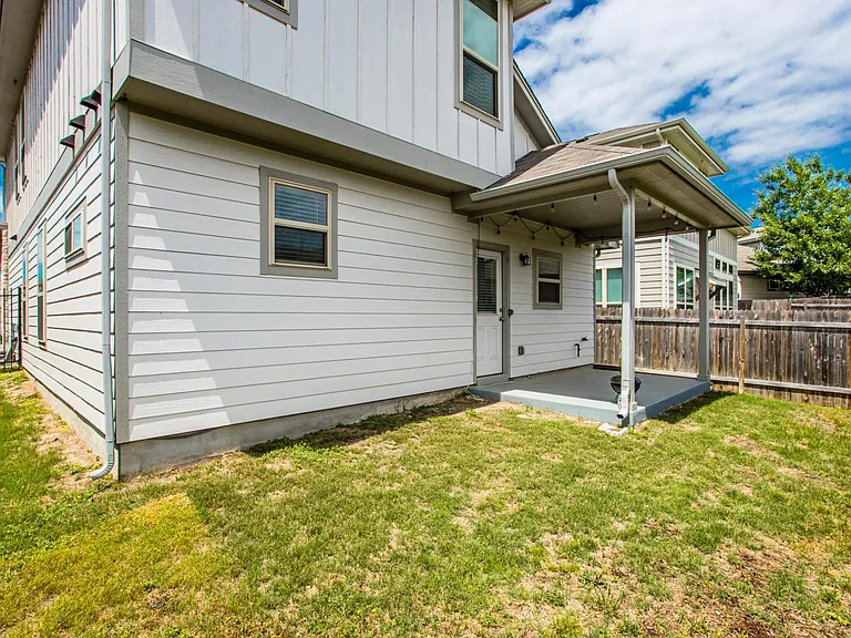 9603 Tanager Way — Photo 24