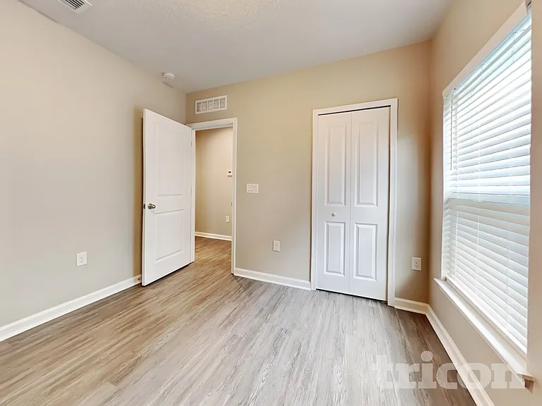 1523 Scrub Jay Ct — Photo 12