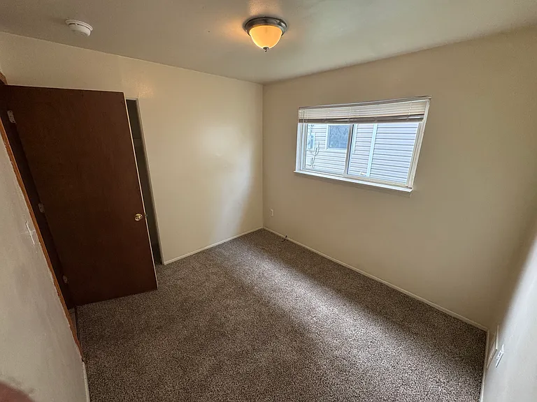 2180 Hamata St — Photo 24