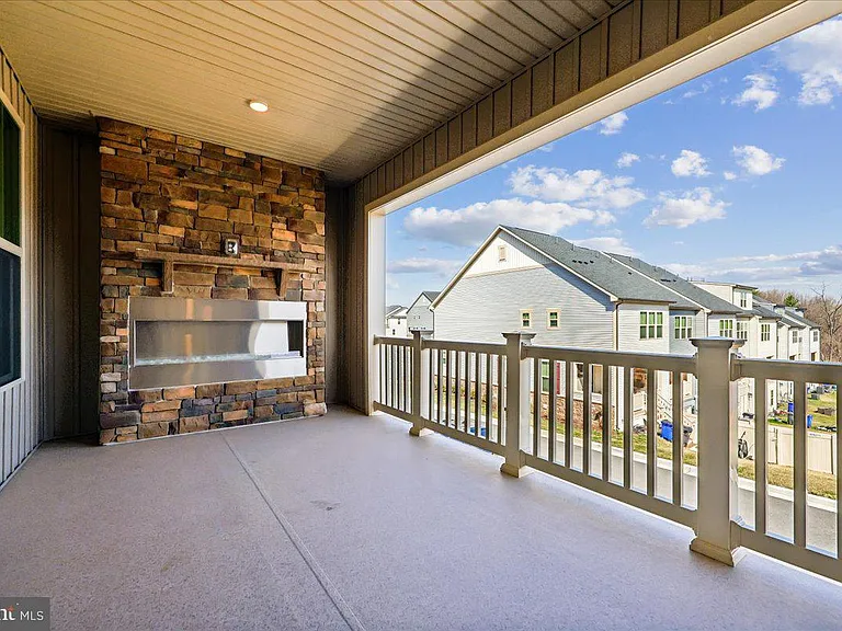 10206 Lake Linganore Blvd — Photo 30