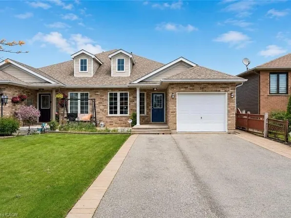 56 Golden Acres Dr, West Lincoln, ON L0R 2A0