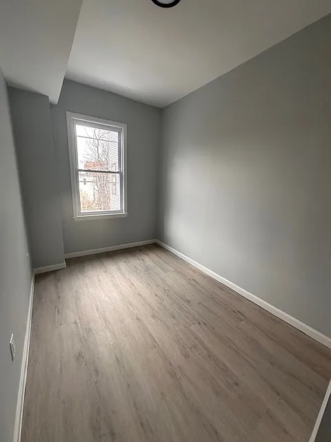 282 Summit Ave — Photo 4