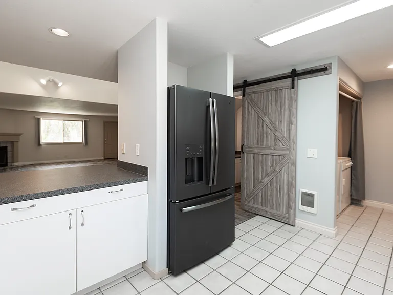 1050 NE Butler Market Rd #36 — Photo 8