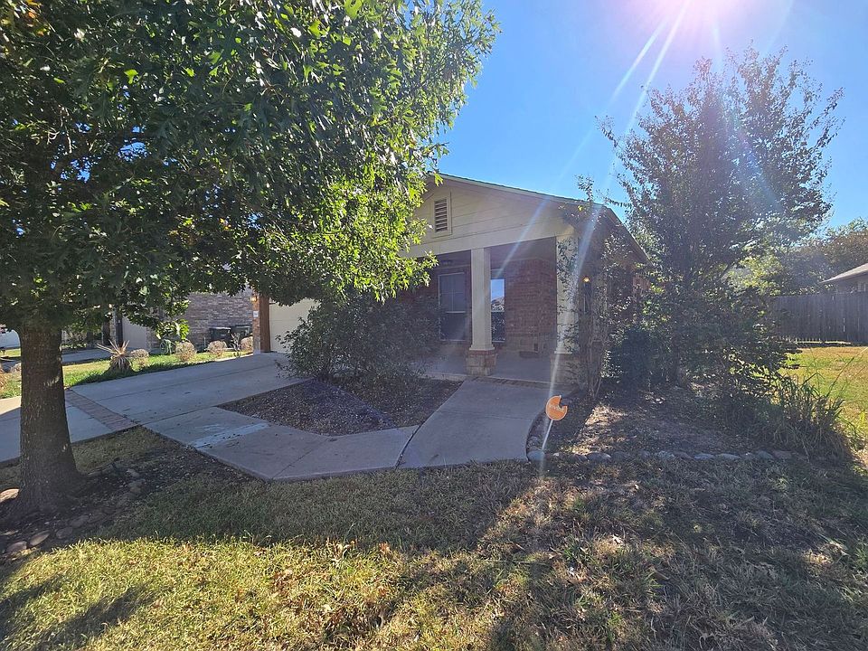 1st image of 5402 Golden Gate Dr