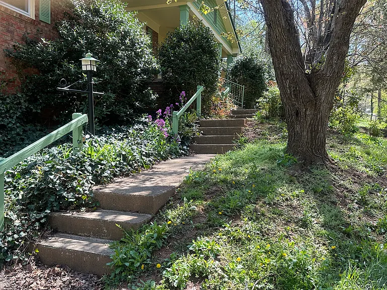 Welcoming entrance staircase to the home.