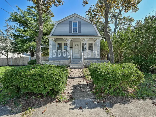 610 2nd St, Somers Point, NJ 08244