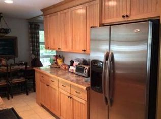 59 Acushnet Rd, Mattapoisett, MA 02739