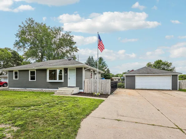 2210 111th Ln NW, Coon Rapids, MN 55433