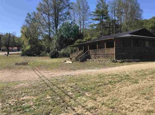 4663 Hooper Hwy, Cosby, TN 37722