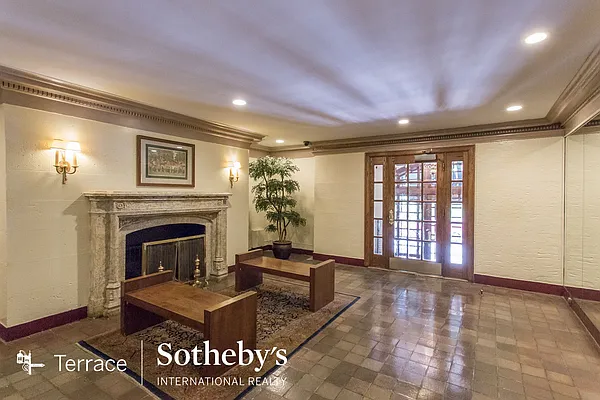 Sold by Terrace Sotheby's International Realty | media 22