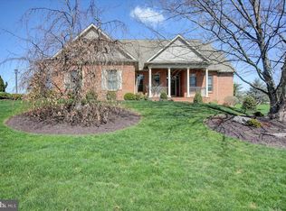3167 Saint Andrews Dr, Chambersburg, PA