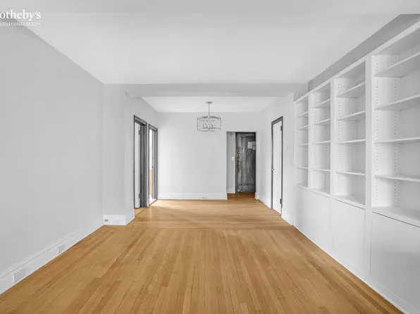 240 East 79th Street image 4 of 16