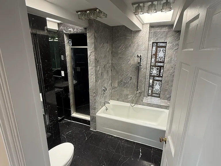 117 Beacon St #PENTHOUSE — Photo 2