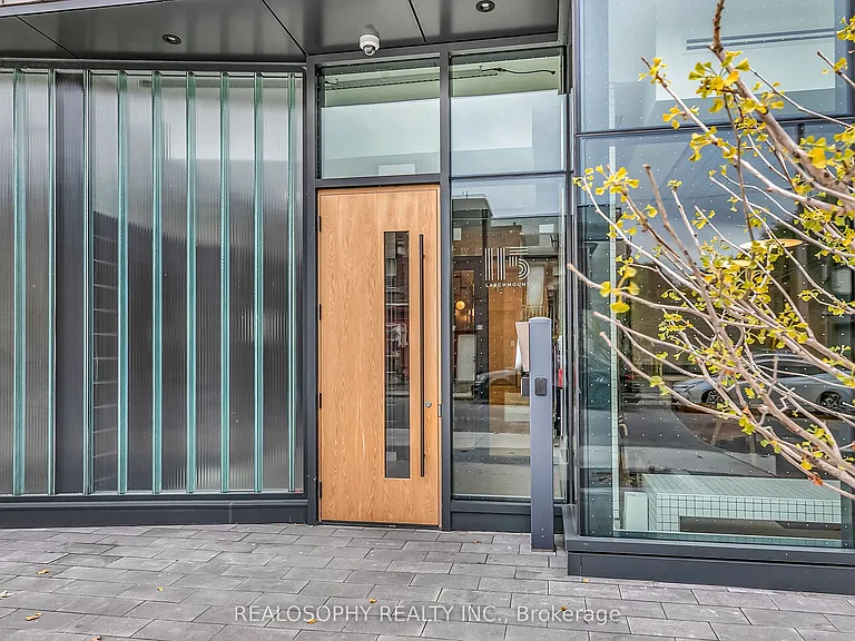 115 Larchmount Ave #210 — Photo 1
