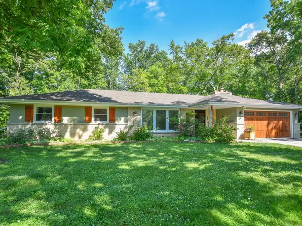 380 Glenview LANE, Grafton, WI 53024