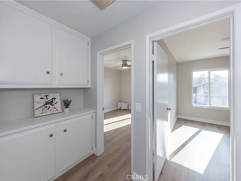 980 S Loyola Dr — Photo 32