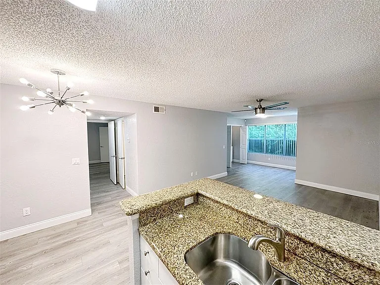 5124 Conroy Rd #12 — Photo 33