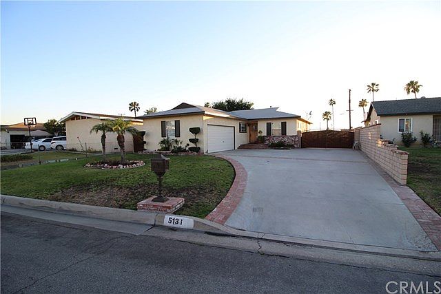 1st image of 5131 N Nearglen Ave