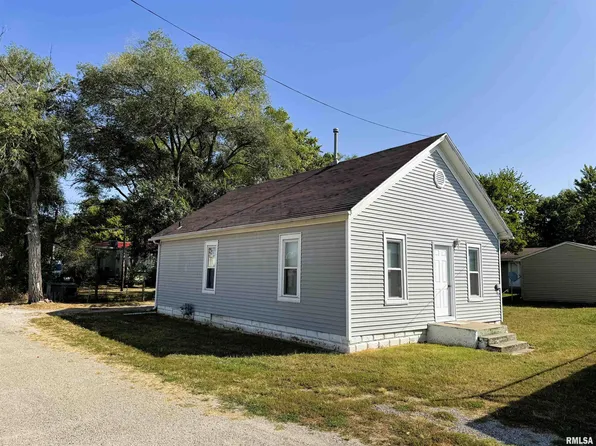 312 W 1st St, Havana, IL 62644