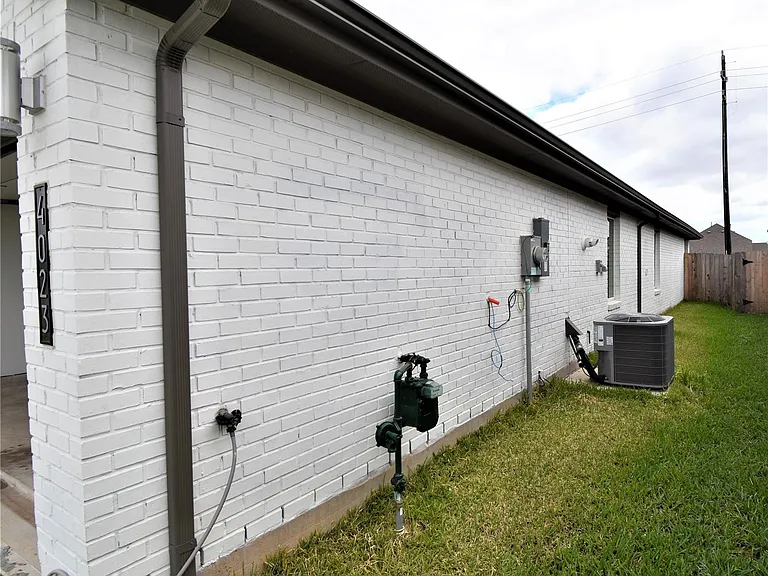 4023 Yonkers Valley Ln — Photo 24