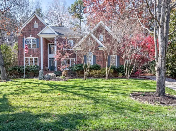 16033 Agincourt Dr, Huntersville, NC 28078