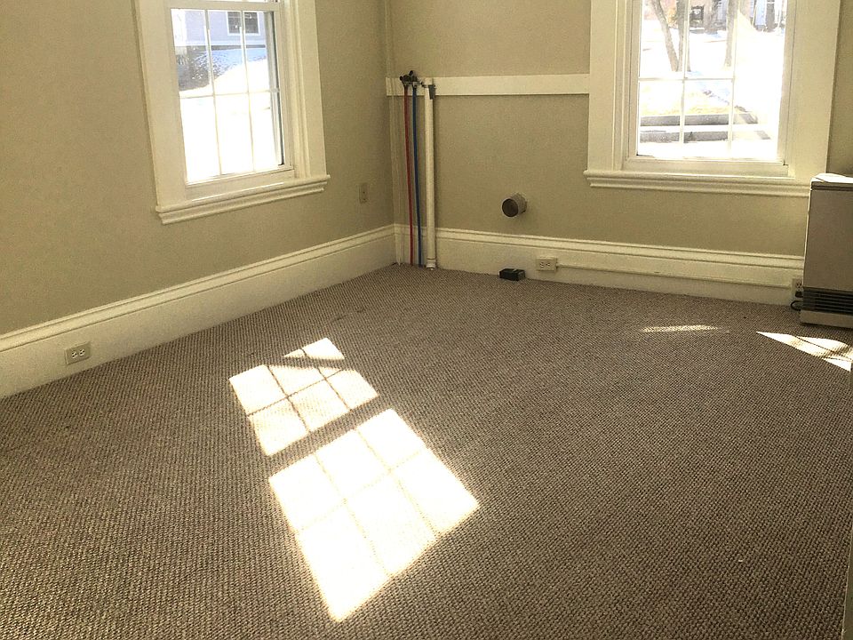 Living room (washer dryer hookup in corner)
