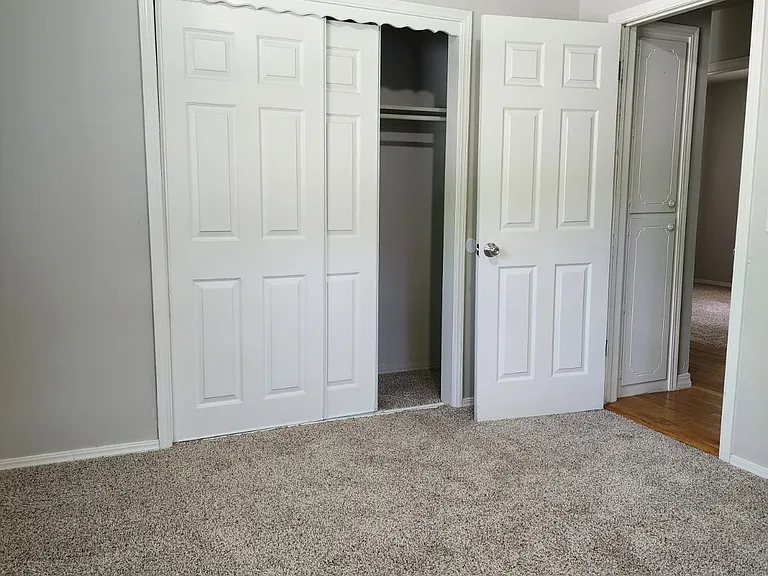 5631 S 85th East Ave — Photo 13