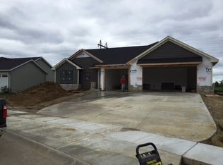 2001 E 60th St, Davenport, IA