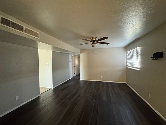 5th image of 59 Wildy Dr #402