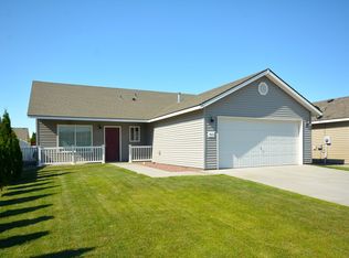 7815 White Bluffs Ct, Pasco, WA