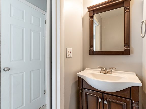 Powder bathroom on the 1st floor.